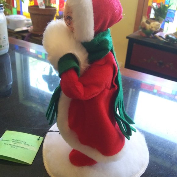 VTG Annalee Thorndike Mobilitee Doll Mrs Claus with muff and holly on her hat - Picture 8 of 13